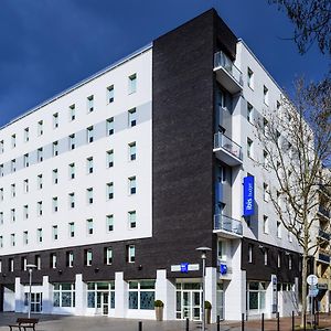 Ibis Budget Issy Les Moulineaux Paris Ouest Hotel Exterior photo