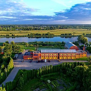 Riverside Motel Jelgava Exterior photo