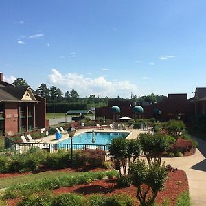 Fairbridge Inn And Suites White Exterior photo