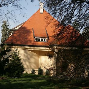 Vila Haj Hotel Usov Exterior photo