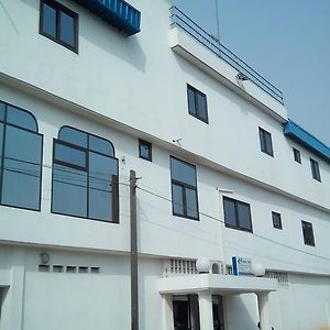 Hotel Residence Lobal Lome Exterior photo