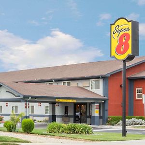 Super 8 By Wyndham Willows Hotel Exterior photo