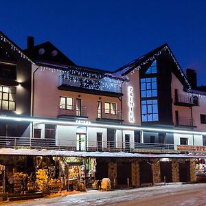 Premier Hotel Yaremche Exterior photo