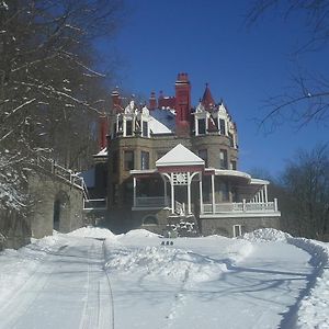 Overlook Mansion Bed & Breakfast Little Falls Exterior photo