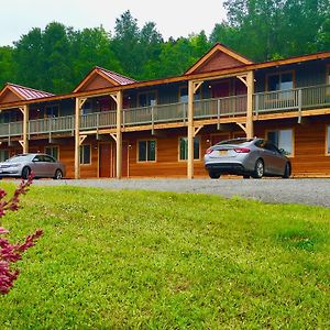 Moose Mountain Inn Greenville Exterior photo