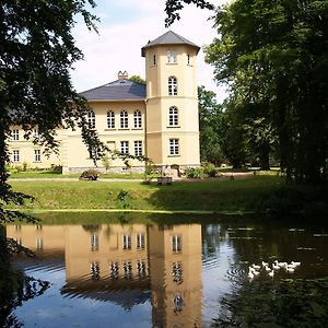 Landhaus Schloss Koelzow Hotel Kolzow Exterior photo