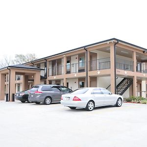 Paradise Inn & Suites Baton Rouge Exterior photo