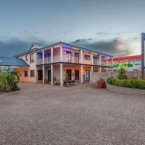 Clifford Gardens Motor Inn Toowoomba Exterior photo