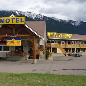 Glacier Basecamp Lodge Columbia Falls Exterior photo