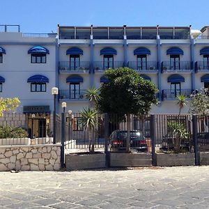 Hotel Al Faro Licata Exterior photo