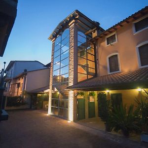 Residenze L'Uncinaia Holiday House Bed & Breakfast Perugia Exterior photo