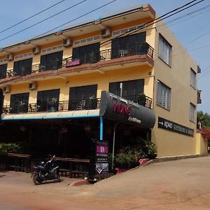 Kong Bar And Guesthouse Sihanoukville Exterior photo