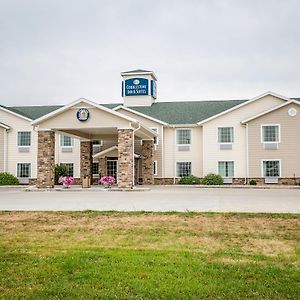 Cobblestone Inn & Suites-Winterset Exterior photo