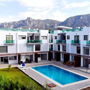 Sunshine Prestige Apartments Agios Georgios  Exterior photo