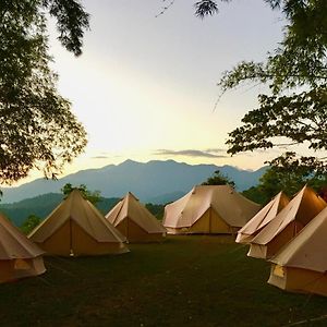 Glamping Finca Margaritas Hotel Pluma Hidalgo Exterior photo