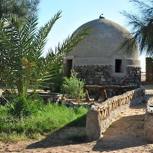 Le Jardin Sous La Lune Hotel Bawiti Exterior photo