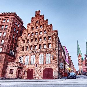 Hotel Anno 1216 Lubeck Exterior photo