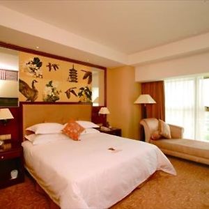 Yin Ye Yanshan Resort Hotel Jiangmen Room photo