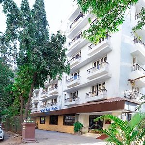 West End Hotel Mumbai Exterior photo