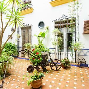 Hostal Ciudad Trigueros Hotel Exterior photo