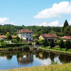 La Vieille Maison D'Aurin Bed & Breakfast Bussiere-Galant Exterior photo