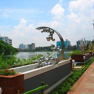 Amazon Lilly Lake View Residence Dhaka Exterior photo