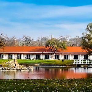 Pannonia Golf & Country Club Bed & Breakfast Alcsutdoboz Exterior photo