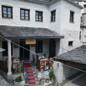 Stavraetos Hotel Sirako Exterior photo