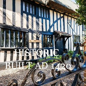 The Greyhound - Historic Former Inn Glemsford Exterior photo