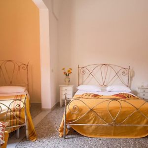 Salentomigliore Casa Vacanze Bed & Breakfast San Pancrazio Salentino Exterior photo