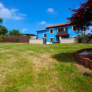 La Pinera Guest House Pola de Siero Exterior photo