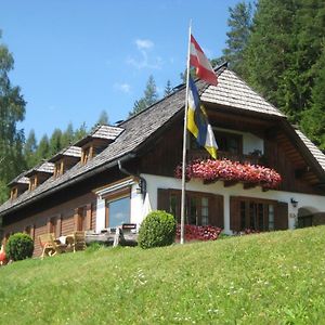 Alpenhaus Ganser-Dixit Mariazell Exterior photo