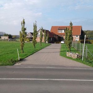 Gemutliche Ferienwohnung, Landlich Und Stadtnah, Ruhig Gelegen Rheda-Wiedenbrueck Exterior photo