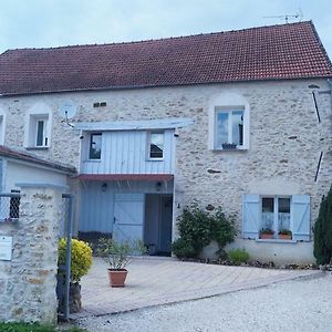 Famille Sabljak Apartment Marles-en-Brie Exterior photo