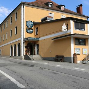 Gasthaus Kerber Hotel Furstenstein Exterior photo
