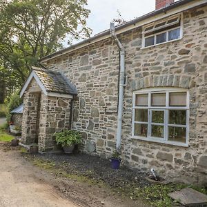 Preacher'S Cottage Llanbadarn Fynydd Exterior photo