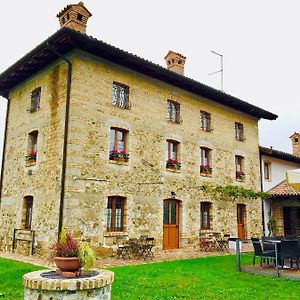 Qui Wolf Udine Hotel Collalto Exterior photo