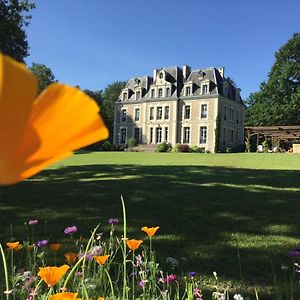 Chateau Des Essards Avec Piscine Et Jacuzzi Bed & Breakfast Langeais Exterior photo