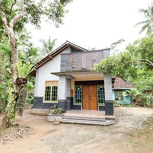 Jemakir Homestay Sermo Exterior photo