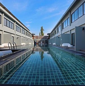 S Ratchada Leisure Hotel - Sha Plus Bangkok Exterior photo