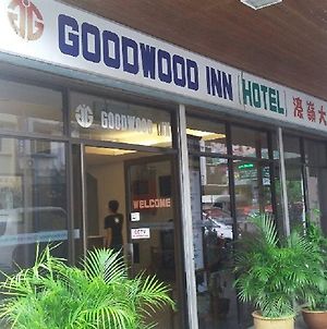 Goodwood Inn Kuching Exterior photo