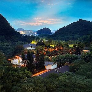 Dongjiang Golf Resort Guilin Exterior photo