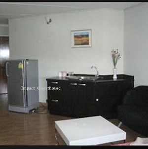 Room In Guest Room - Well Come To Dmk Don Mueang Airport Guest House Bangkok Thailand Exterior photo