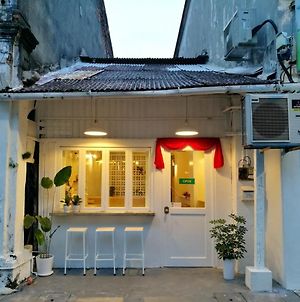 Stay Songsong Beach Street Georgetown Exterior photo