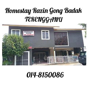 Homestay Razin Gong Badak Kuala Terengganu Exterior photo
