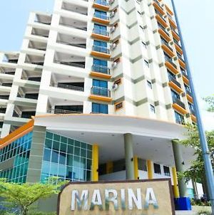 Marina Heights Seaview Resort Apartment II Lumut Exterior photo