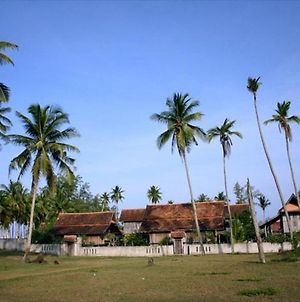 Terrapuri Heritage Village, Penarik Kampung Penarik Exterior photo