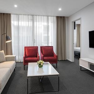 Meriton Suites North Ryde Sydney Exterior photo