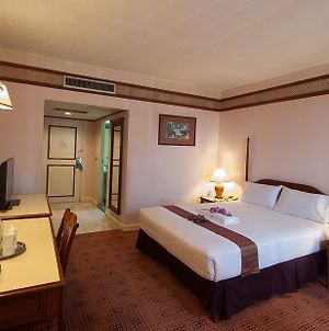 Diamond Plaza Hotel Hat Yai Room photo