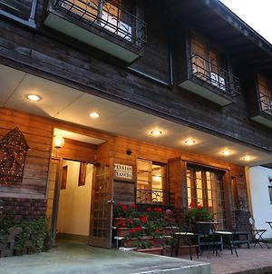 Inn Of Amigos Yasuda Pension Takayama (Gifu) Exterior photo